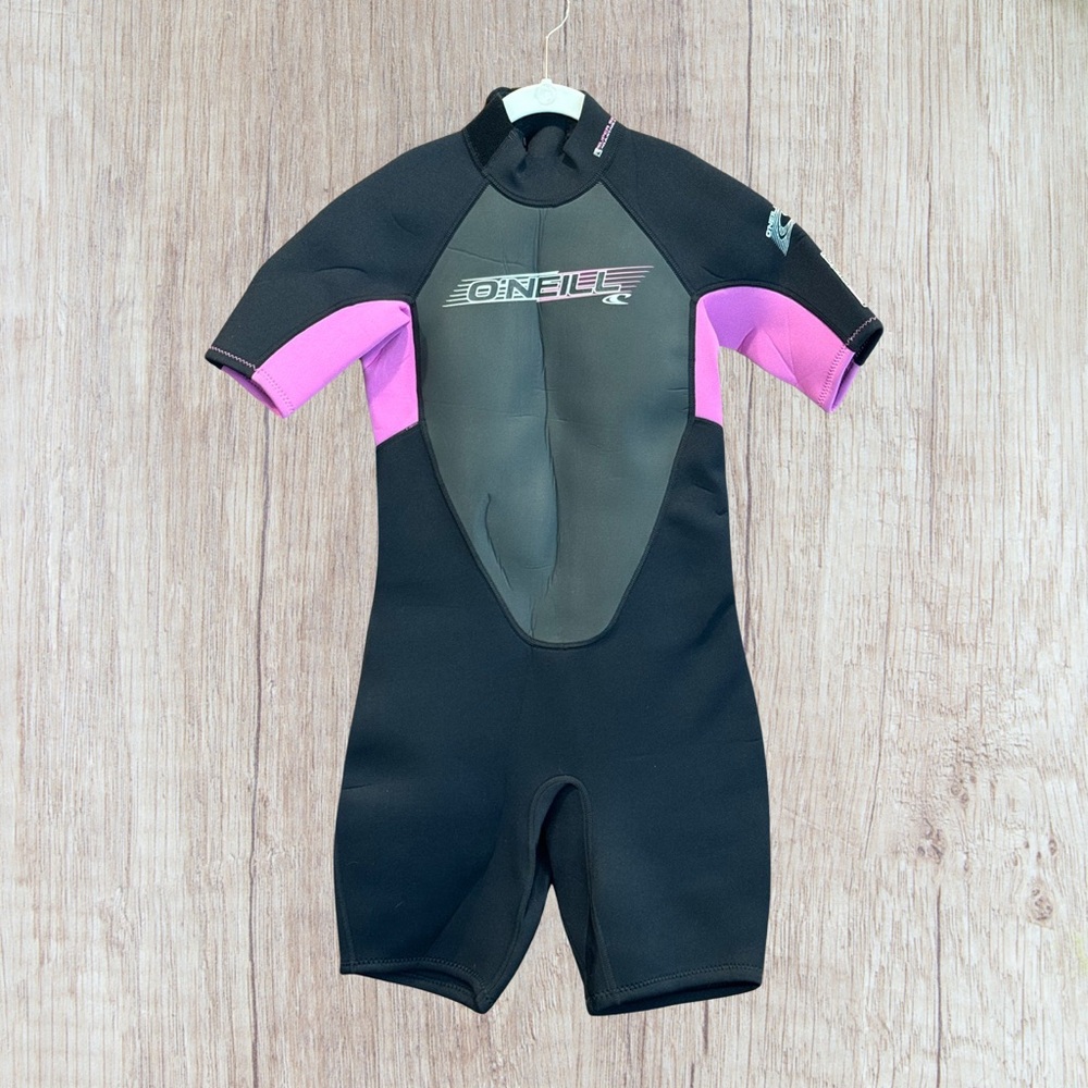 O’Neill Reactor Shorty Youth 2mm Spring Wetsuit, Youth size 14, Black & Pink
